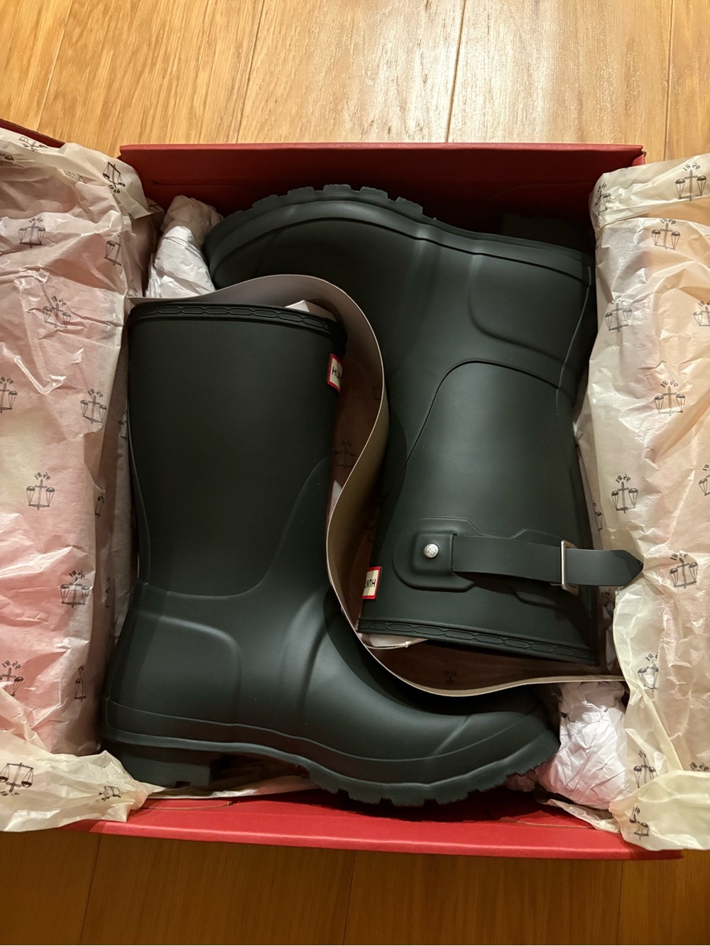 Hunter Women's Short Rain Boots in Forest Green - Picture 1 of 5
